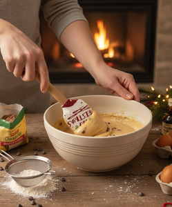 Espátula de silicona con mango de madera de haya con estampado de Feliz Navidad, raspador de crema para pasteles navideños, herramienta de repostería para cocina, regalo de Navidad - Product Image 2
