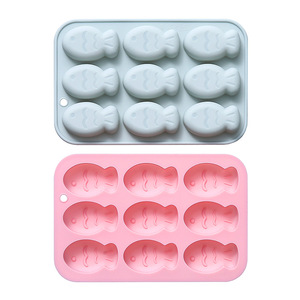 Molde de Silicona Antiadherente de 9 Cavidades con Diseño de Pez, Reutilizable, de Grado Alimenticio, para Chocolate, Dulces y Hielo - Product Image 1