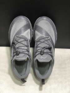 รองเท้ากีฬาผู้ชาย Cloudflow 5 รุ่นขายดี <span class=keywords><strong>ราคา</strong></span>โรงงาน ระบายอากาศได้ดี พื้นรองเท้าแบบ Air Cushion นุ่มสบาย แฟชั่นใหม่มาแรง คล้ายรุ่น <span class=keywords><strong>Cloud</strong></span> <span class=keywords><strong>X</strong></span> Z5 - Product Image 4