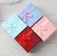 4*4*2.5cm Nouveau Design Carré Bowknot Colorful Paper Elegent Wedding Rings Jewelry Box Gift Package