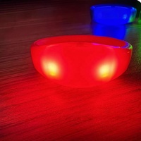 Bracelets lumineux LED personnalisés avec logo, activés par le son, pour les fêtes, les concerts, les sports