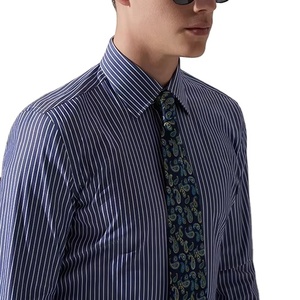 2025 <span class=keywords><strong>Amazon</strong></span> Plain Color sólido <span class=keywords><strong>de</strong></span> alta calidad <span class=keywords><strong>de</strong></span> algodón blanco con botones en el bolsillo frontal <span class=keywords><strong>de</strong></span> manga larga <span class=keywords><strong>de</strong></span> oficina <span class=keywords><strong>para</strong></span> <span class=keywords><strong>hombre</strong></span> <span class=keywords><strong>camisas</strong></span> <span class=keywords><strong>de</strong></span> <span class=keywords><strong>vestir</strong></span> formales - Product Image 4