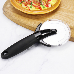 High Quality Multifunctional Pizza Slicer Stainless Steel Pizza <b>Wheel</b> Cutter with Protective Cover and <b>Plastic</b> Handle - Product Image 2
