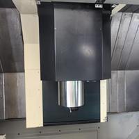 Centre d'usinage vertical CNC MAKINO V33 Hyper haute vitesse d'occasion du Japon pour l'usinage de précision des pièces de moules et de matrices