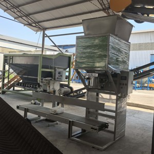 Machine d'emballage universelle <span class=keywords><strong>10</strong></span>-50 <span class=keywords><strong>kg</strong></span>, système de pesage multi-matériaux pour l'industrie des <span class=keywords><strong>engrais</strong></span> et des aliments pour animaux - Product Image 3
