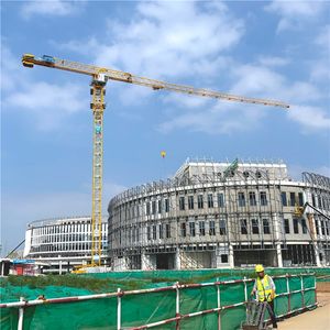 Grúa Torre de Techo Plano Topless QTZ125 6015 para Construcción de Edificios, Capacidad de Carga Nominal de 8-10 Toneladas - Product Image 1