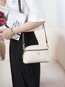 กระเป๋าสะพายไหล่ผู้หญิงใบเล็ก หนังวัวแท้ กระเป๋าสะพายข้าง กระเป๋าใส่โทรศัพท์ กระเป๋าถือสุภาพสตรี - Product Image 3