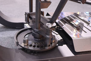 <span class=keywords><strong>Máquina</strong></span> Profesional 2 <span class=keywords><strong>en</strong></span> 1 para Entrenamiento de Aductores y <span class=keywords><strong>Abductores</strong></span>, Equipo de Fuerza para Muslos Internos y Externos con Estructura Resistente de 215 kg - Product Image 5