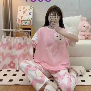 Pigiama Estivo da Donna, Set 3 Pezzi con Pantaloni a Maniche Corte, Abbigliamento da Casa Casual in Stile Coreano, Morbido e Fresco in Seta di Latte - Product Image 1