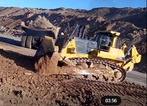 "Долговечность и эффективность в сочетании: SD90-C5 RS Dozer" - Product Image 3