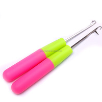 Vente en gros 16cm outils de fabrication de perruque en plastique dreadlock aiguille Crochet Crochet pour Salon de coiffure