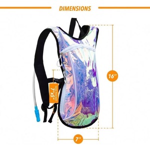 Muestra Gratuita de Mochila de Hidratación Iridiscente Camelbak Hecha de Poliéster Reciclado - Bolsa de Hidratación de 2L para Mujeres y Hombres - Product Image 3