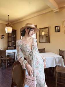 เดรสยาวชีฟองลายดอกโบโฮสำหรับผู้หญิง คอวีลึก ผูกด้านหน้า แขนยาว ผ่าข้าง เหมาะสำหรับวันหยุดพักผ่อน ขายส่ง/OEM - Product Image 6
