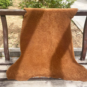 Австралийская вьющиеся Шкуры Овчины зимние короткие волосы шерстяная одежда для авто обивка мягкие необработанные узоры для домашних животных украшения - Product Image 1