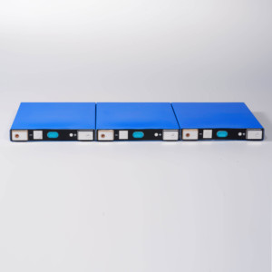 Meilleure vente Gotion vente en gros nouvelle cellule <span class=keywords><strong>de</strong></span> batterie au lithium-ion <span class=keywords><strong>de</strong></span> qualité A 3.2V 100Ah avec une longue durée <span class=keywords><strong>de</strong></span> vie - Product Image 4