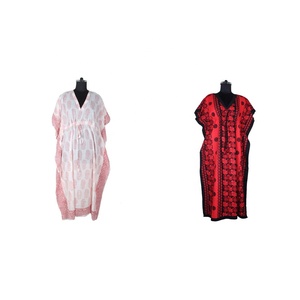 Tunique en soie pour femmes de style caftan long 2025 Top Quality Hand Block Printed Floral Design Kaftan Free Size Kaftan in Trendy Color - Product Image 1