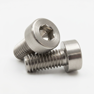 Pernos y Tornillos de Aleación de Titanio Anodizado, Resistentes al Óxido, de Colores, para Motocicletas: Pernos y Tornillos de Cabeza Hexagonal M8 y M6 - Product Image 1