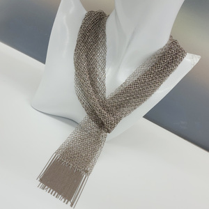 Collar de Lujo Elegante y Ligero de Platino Macizo PT850 de 42 mm con Diseño Fluido y Ajustable para Mujer - Product Image 4