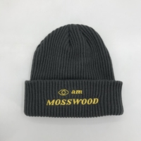 Bonnets d'hiver de pêcheur avec logo personnalisé 100% bonnets de sport en acrylique nœud à pois personnage à carreaux nouveau design bonnets en laine casquettes
