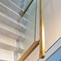 Rampe d'escalier moderne de luxe en acier inoxydable doré avec garde-corps en verre trempé feuilleté et poteaux carrés, installation facile pour balcon d'appartement
