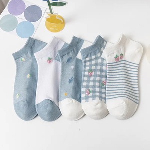 Lot de 5 paires de chaussettes mi-mollet en coton tricoté, personnalisées, fantaisie, amusantes, à motifs de dessins animés, mignonnes, respirantes et à séchage rapide, pour femmes, usage quotidien - Product Image 6