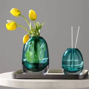 Jarrón Pequeño Decorativo de Cristal Transparente con Diseño Floral Chino, Estilo Simple, de Alta Gama y Lujo Discreto, para Sala de Estar - Product Image 3