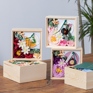 Set all'ingrosso scatola di fiori sapone cera rosa foglio di san valentino regali - Product Image 1