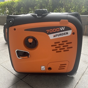 เครื่องกำเนิดไฟฟ้าอินเวอร์เตอร์แบบพกพา 5.5KW เงียบพิเศษ ใช้เชื้อเพลิงเบนซิน กำลังไฟ 7000 วัตต์ สำหรับรถบ้าน แคมป์ปิ้ง และการใช้ชีวิตแบบออฟกริด - Product Image 1