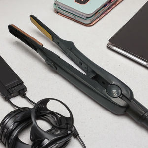 เครื่องหนีบผมและม้วน<span class=keywords><strong>ผม</strong></span>สำหรับ<span class=keywords><strong>ผู้ชาย</strong></span> ไม่ทำลายเส้น<span class=keywords><strong>ผม</strong></span> <span class=keywords><strong>ยก</strong></span><span class=keywords><strong>โคน</strong></span><span class=keywords><strong>ผม</strong></span> ไอออนลบ เพิ่มวอลลุ่ม ม้วน<span class=keywords><strong>ผม</strong></span>หน้าม้า ที่หนีบผมแบบสองด้าน - Product Image 2