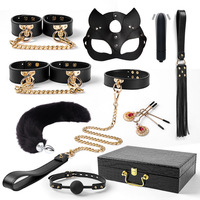 Ensemble de dix accessoires SM haut de gamme en cuir véritable : menottes, bandeau pour les yeux, bâillon à boule, fouet, sangle de poignet, équipement de bondage, jouets sexuels