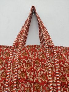 Sac fourre-tout à fleurs Boho réversible en coton matelassé écologique fait à la main Logo personnalisé imprimés d'animaux 100% vie quotidienne durable - Product Image 2