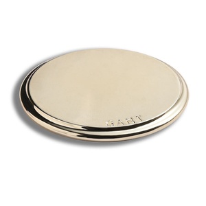 แผ่นรองแก้วโลหะสั่งทำพิเศษคุณภาพสูง ลายโลโก้ปั๊มนูนสีทอง ขายดี - Product Image 6