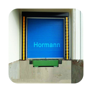 Hormann Rideau de porte rapide à brosses en PVC pour quai de chargement, moderne - Product Image 6