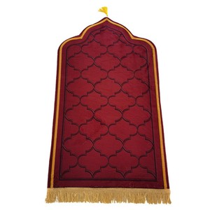 Alfombra de Oración Hecha con Poliéster, Diseño Impreso, Antideslizante y Apta para Mascotas, Reversible, para Rutinas Diarias de Oración en Casa o de Viaje - Product Image 1
