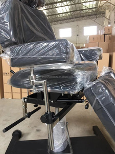 Fauteuil de tatouage hydraulique professionnel <span class=keywords><strong>Xinchao</strong></span>, lit de tatouage multifonctionnel à jambes séparées, lit de piercing rotatif avec base roulante - Product Image 3