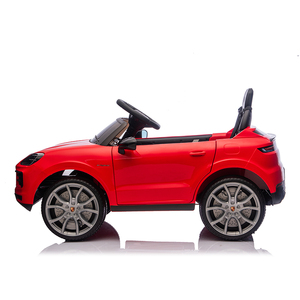 Macchina Elettrica per Bambini <span class=keywords><strong>Porsche</strong></span> <span class=keywords><strong>Cayenne</strong></span> con Licenza Ufficiale, Batteria da 12V, Sedile in Pelle e Telecomando - Product Image 3