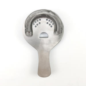 Passoire à cocktail professionnelle en acier inoxydable, filtre à glace, outil de bar, verre mélangeur durable pour la mixologie - Product Image 1