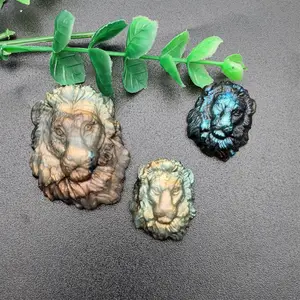 Flourishbeads Natural Gemstone Carved Animal Lion Head Natural Shiny Labradorite Pendant