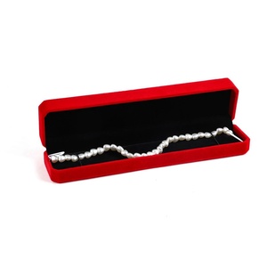 Caja de Joyería de Terciopelo con Logotipo Personalizado, Forma Rectangular Larga, Cierre de Hebilla, Caja de Regalo Popular para Exhibición y Almacenamiento de Collares, para San Valentín - Product Image 5