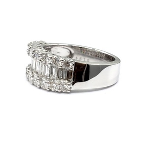 Anillo de Diamantes Baguette en Oro Blanco de 18K (Au750) Hecho a Medida para Cumpleaños con Informe de Tasación, Iniciales y Nombre Personalizados - Product Image 2