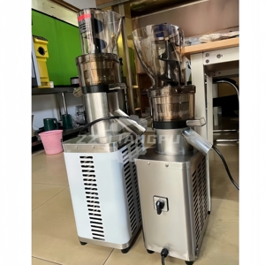 เครื่องคั้นน้ำผลไม้แบบแรงเหวี่ยง 1200 วัตต์ เครื่องสกัดน้ำผลไม้สำหรับงานหนัก เครื่องคั้นน้ำผักสดระดับมืออาชีพ เครื่องปั่นสมูทตี้เชิงพาณิชย์ - Product Image 3