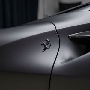 Película Protectora de Pintura para Carrocería de Automóvil Glory de Alta Calidad, TPU PPF Transparente Brillante de 7.5mil, Antiarañazos y Autoregenerable - Product Image 4