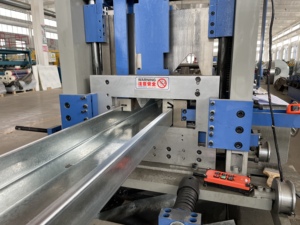 Profili a C Zincati a Caldo e ad Alta Resistenza per Supporto Strutturale di Coperture - Product Image 6