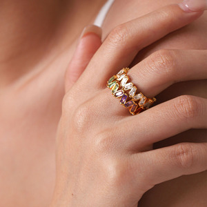 Anillo de Zirconia en Acero Inoxidable Resistente al Agua y al Deslustre, Color Duradero, para Mujer - Product Image 1
