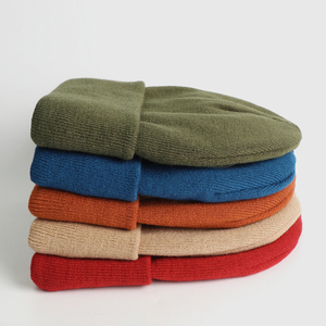 LCC3361 Bonnet d'hiver en tricot tendance, bonnet en <span class=keywords><strong>satin</strong></span> de soie, logo brodé personnalisé, bonnets avec logo brodé - Product Image 3