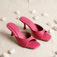Sandales à talons hauts confortables pour femmes, à bout carré ouvert, à enfiler, talon aiguille tendance, chaussures pour femme pour soirée et rendez-vous