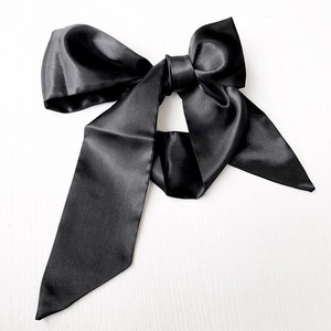 Venta directa de fábrica de antifaces de dos tonos, vendas para las manos, pañuelos opacos de tela satinada, máscaras faciales y juguetes sexuales de bondage. - Product Image 5
