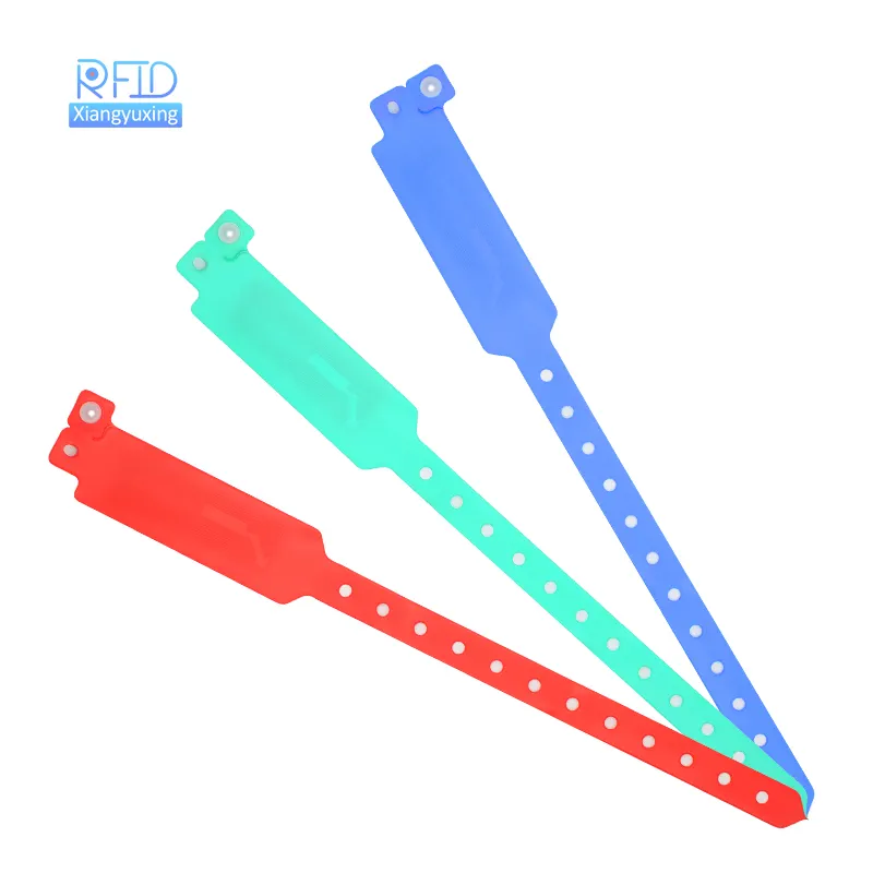 สร้อยข้อมือ RFID PVC NFC แบบกําหนดเองพร้อมข้อมือกิจกรรมโลโก้พิมพ์สําหรับโปรโมชั่น