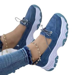 Chaussures de sport décontractées à semelle épaisse pour femmes, grande taille, à lacets, tendance et confortables - Product Image 1