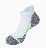 Nouvelle conception 2026 Chaussettes de sport personnalisées pour hommes, chaussettes de basketball d'élite à semelle éponge, anti-boulochage et épaissies